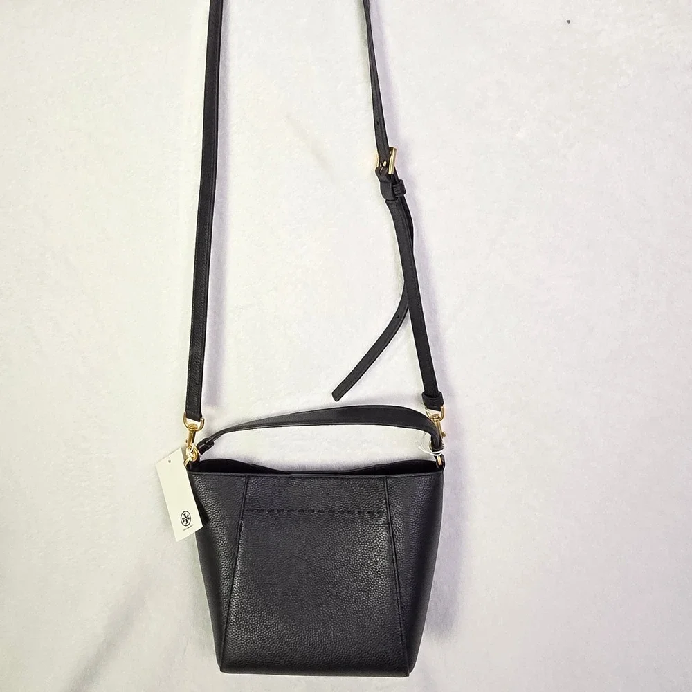Tory Burch McGraw Small Bucket Bag Black Leather‎ Crossbody 74956 001 NWT